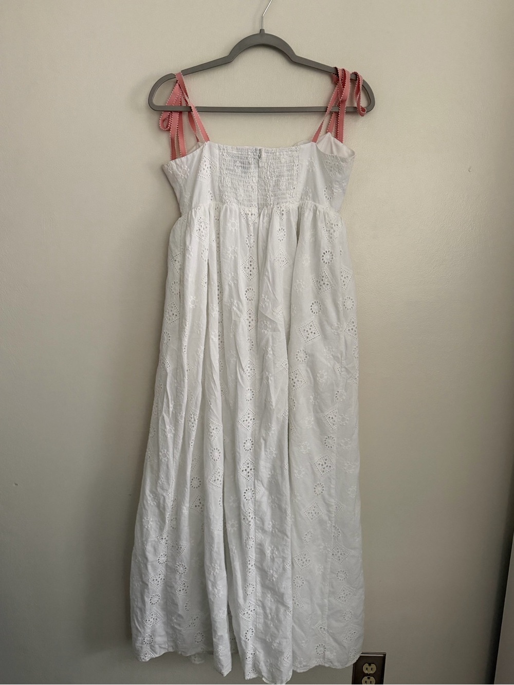 PETAL & PUP White Eyelet Shoulder Tie Smocked Maxi Dress - Women' s Size Medium - Picture 12 of 13